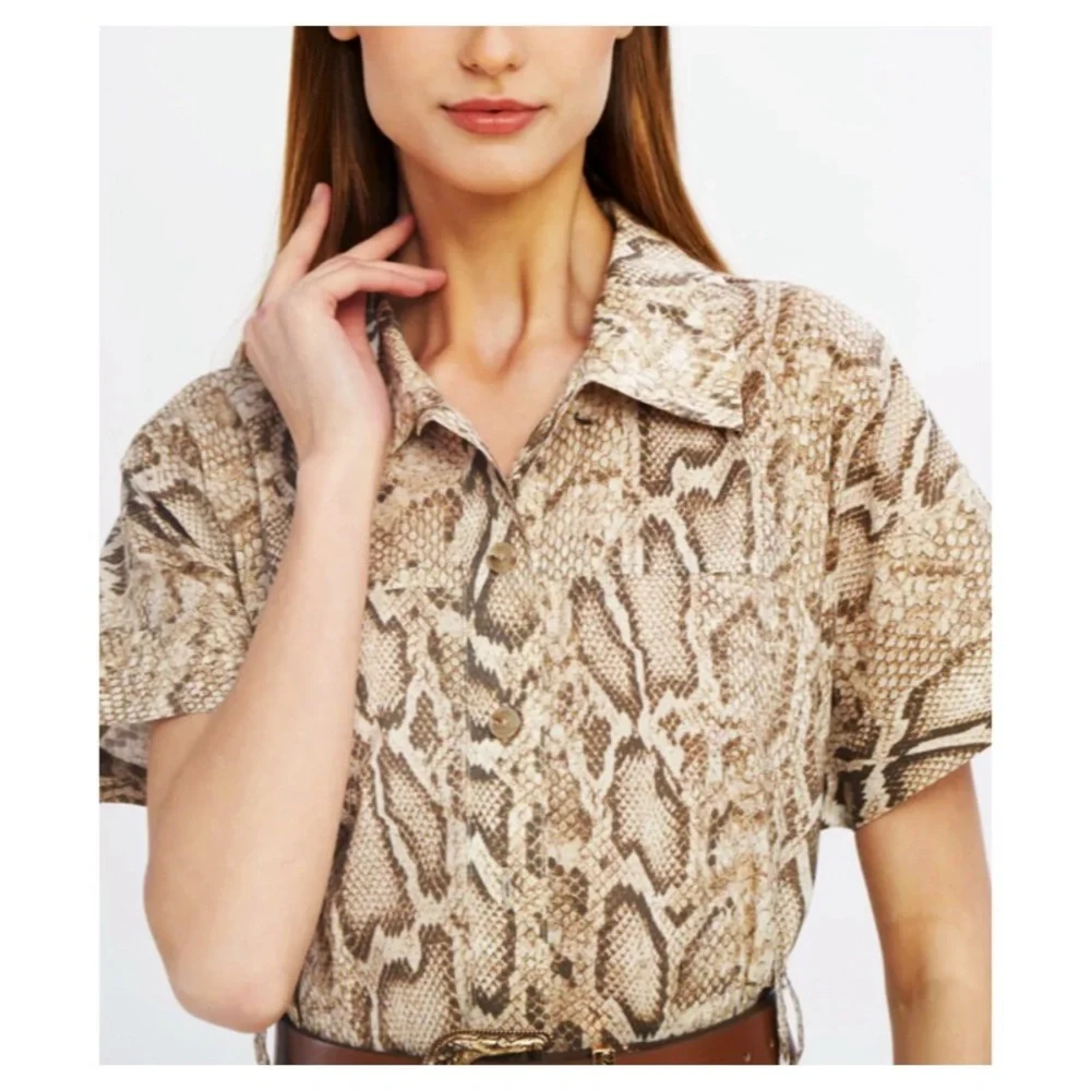 Flash Sale Love & Other Things Blouse Snake Print Short Sleeve Blouse Size XS